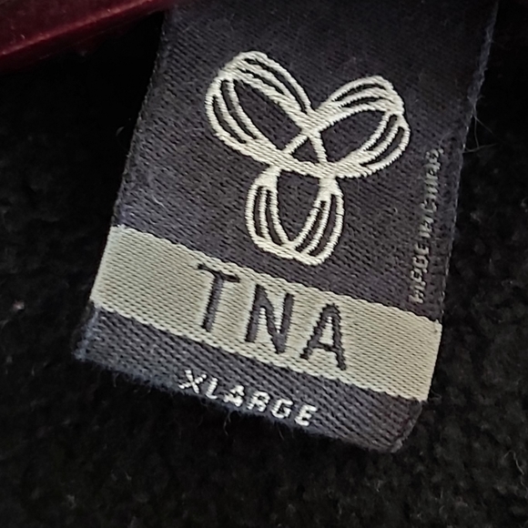 TNA hoodie - Picture 6 of 6